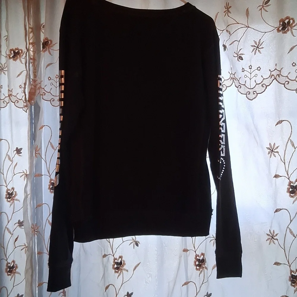 Victoria's Secret Pink Black Bulldog Long Sleeve Top - Picture 5 of 10